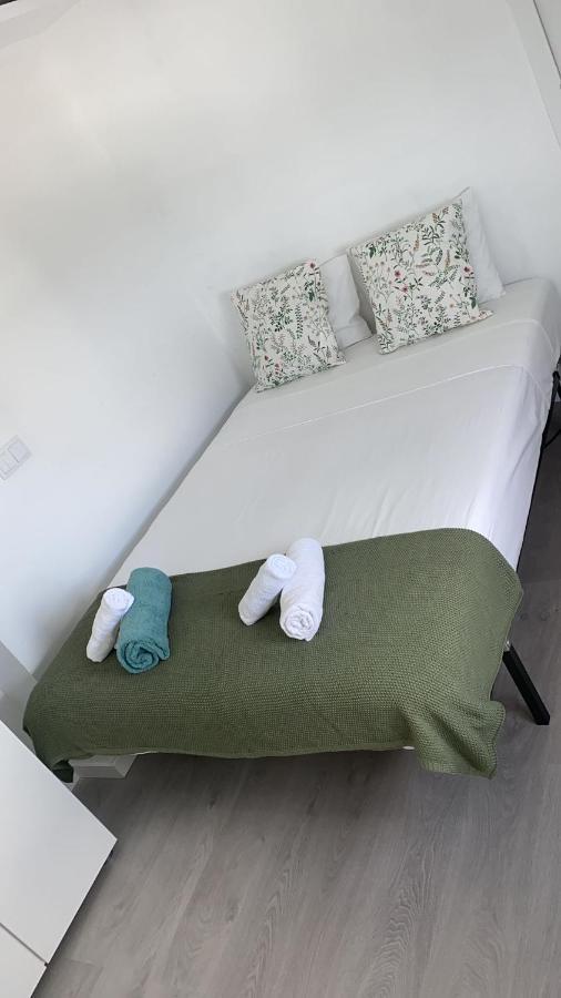 Room Near The Airport 리스본 외부 사진